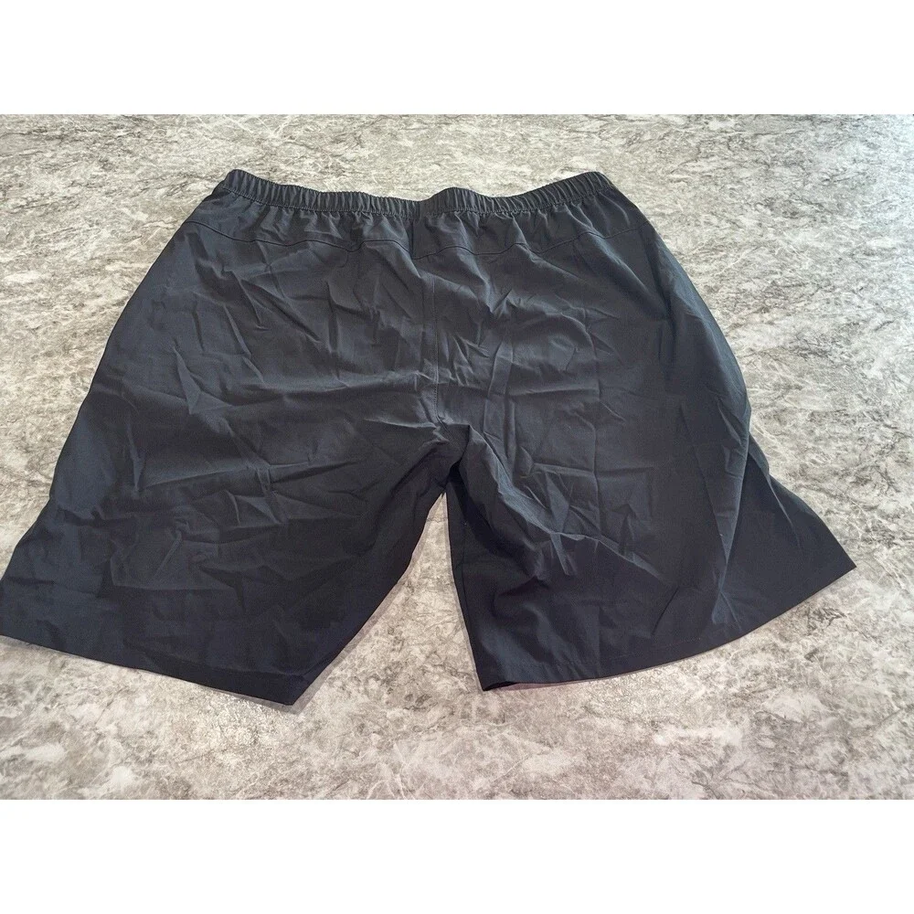 The North Face Adventure Shorts Men XL Relaxed Fit Black Zip Pocket Hiking